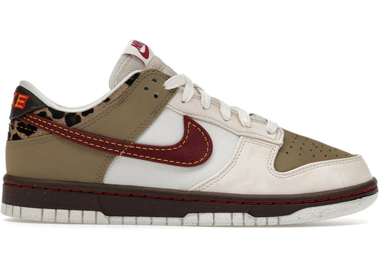 Nike Dunk Low Retro
Khaki Team Red Pearl White