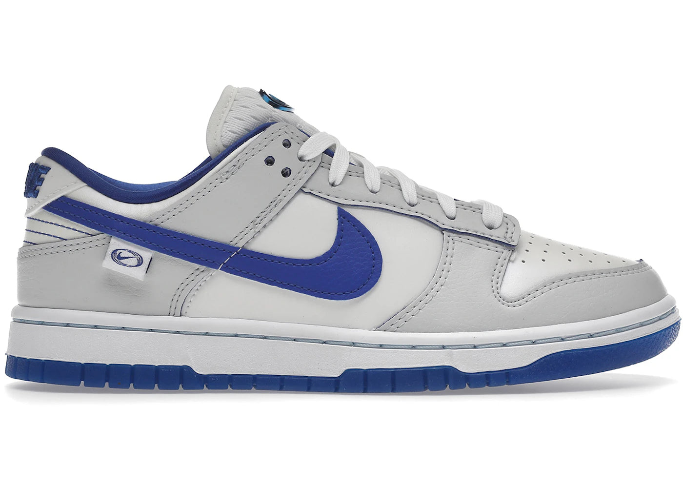 Nike Dunk Low Worldwide white blue